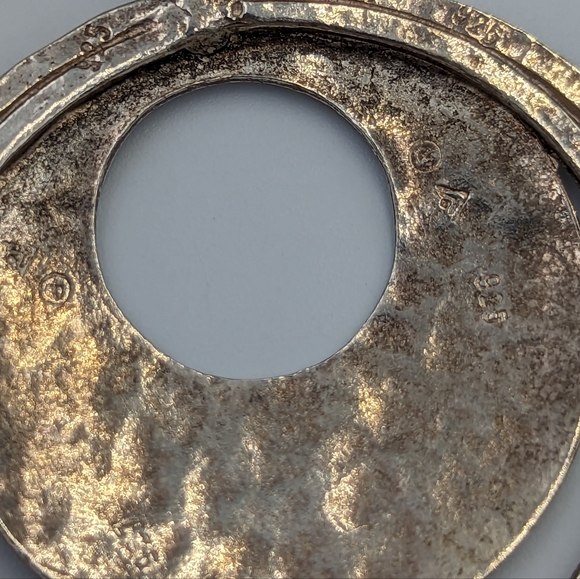 Retired SILPADA 925 Perspectiva 3 Hammered Circle Pendant 16 inch Omega Chain - Picture 4 of 8